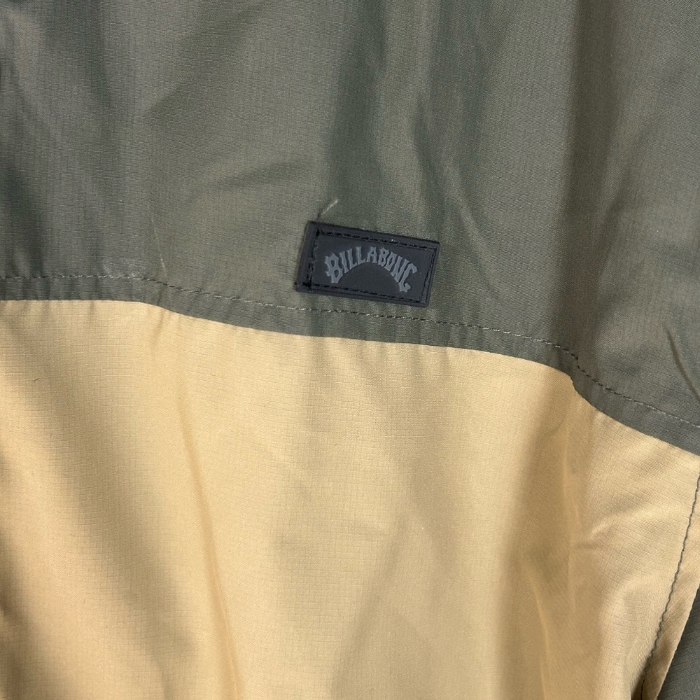 Billabong Switchback Reversible Jacket In Dark Ol… - image 2